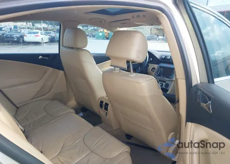 2006 Volkswagen Passat 2.0T z USA, uszkodzony, nr VIN WVWEK73C86P189091